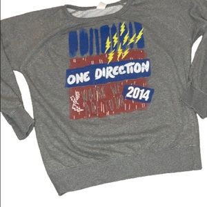 One Direction 1D Where We Are Tour sweatshirt